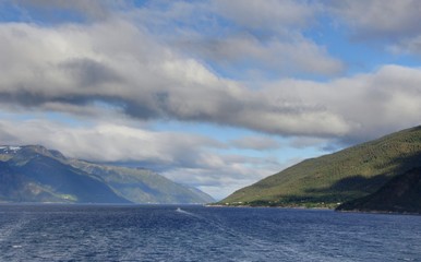 paysage des fjords en Norv&egrave;ge