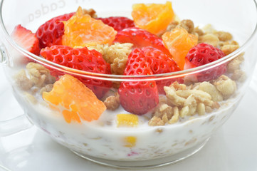 フルーツグラノーラ