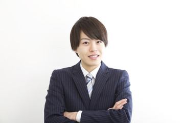 ビジネスマン＆就活汎用　腕組み　カメラ目線　白バック