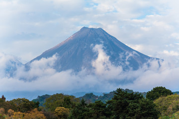 El volc&aacute;n de Colima una gran monta&ntilde;a.