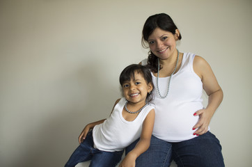 Obraz premium Mom and daughter