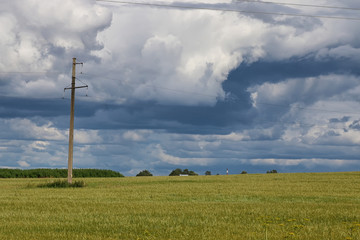 Fototapeta na wymiar lanscape meadow sky cloud