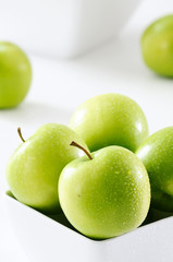 green apples isolated on white background (apple, green)