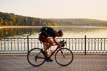 Fototapeta premium Young and energetic cyclist in the park