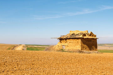 Palomar en ruinas. Quintanilla de Los Oteros, León, España.