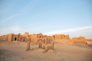 Tombes van de Al-Bagawat (El-Bagawat), een vroegchristelijke necropolis, een van de oudste ter wereld, Kharga Oasis, Egypte