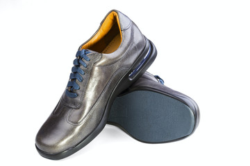 gray leather man's shoes