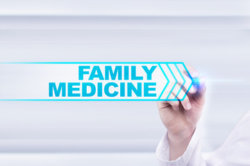 Naklejka premium Medical doctor drawing family medicine on the virtual screen.