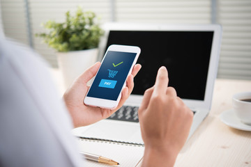 Payment transaction with smartphone