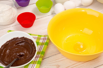 Molds and ingredient for baking cupcake and muffins