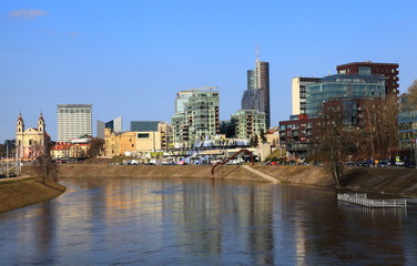 Naklejka premium Vilnius,buildings near the Neris