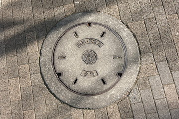 マンホールの蓋
