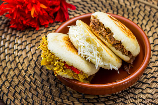 Venezuelan typical food, Arepa