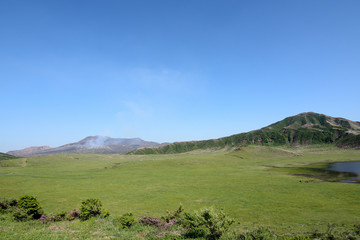阿蘇山と草千里ヶ浜