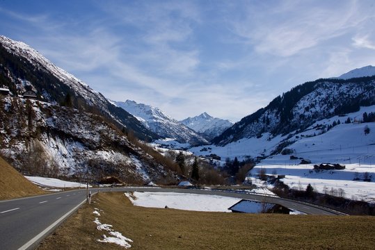 Lukmanier pass