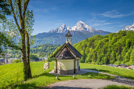 Lockstein Chapel with Watzmann in Berchtesgaden, Bavaria, Germany