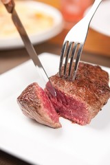 dry aging steak