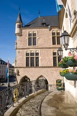 Fotobehang het stadhuis van Echternach is  gebouwd in de 15de eeuw.. © twanwiermans