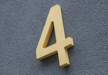Hausnummer 4