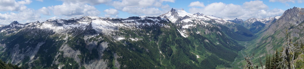 Hiking Washington State © Kevin