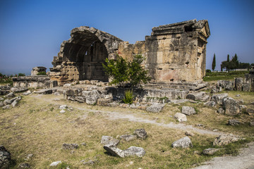 Fototapeta na wymiar Ancient graves - Pamukale Turkey