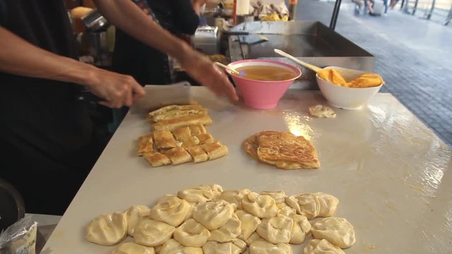 Roti mataba cooking