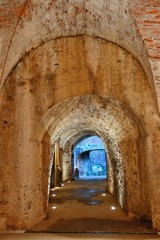 Fototapeta na wymiar Lucca tunnel