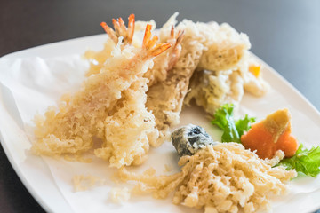 fried shrimp (tempura)