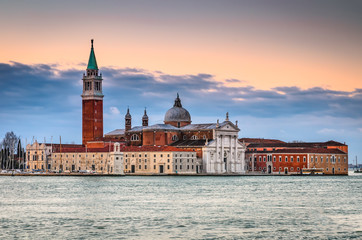 Fototapeta na wymiar Campanile and Palazzo Ducale, Venice