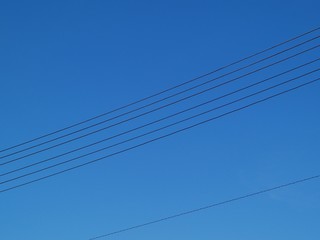 青空と電線