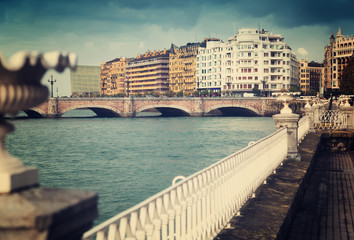 Fototapeta premium Embankment of Urumea and Santa Catalina bridge. Donostia