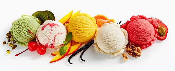 Photo sur Plexiglas Dessert Rangée de boules de crème glacée