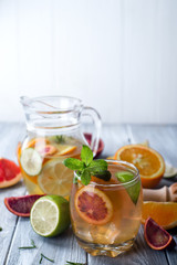 Citrus lemonade with mint