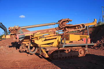 Obraz premium Mobile drill on a road construction site