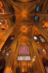 Intérieur de la cathédrale Notre-Dame de Paris