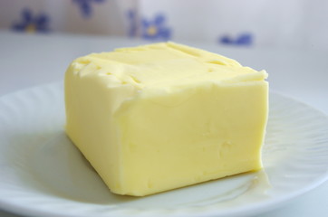 butter on plate 