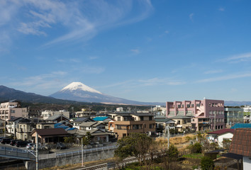 Fototapeta na wymiar Fuji seen from the residential area of Susono