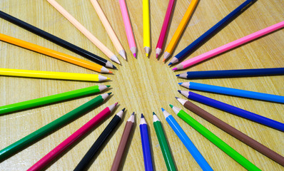 Color pencil draw art school educaation