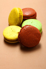  sweet French macaroons