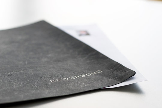 Bewerbungsmappe Schwarz Offenblende