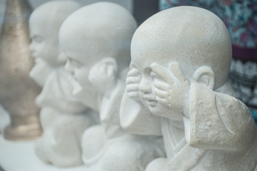 trois statuettes expressives chinoises