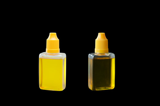e-zigarette liquid on back brackground