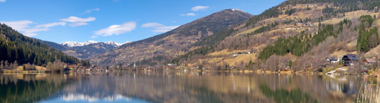 Panorama Feldsee (Brennsee) im Gegendtal / K&auml;rnten / &Ouml;sterreich