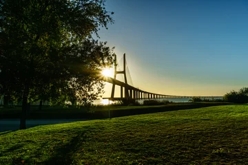 Foto op Plexiglas Vasco da Gamabrug Vasco da Gama Bridge at Sunrise