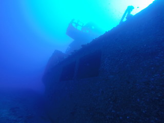 Fototapeta na wymiar Wreck in Honolulu, Hawaii