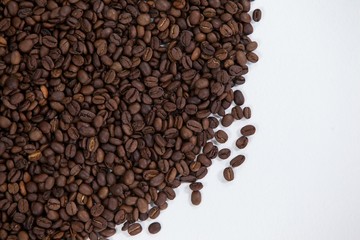 Roasted coffee beans
