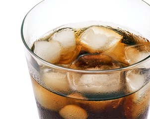 Cola with ice