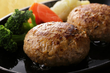 ハンバーグステーキ　Hamburger Steak