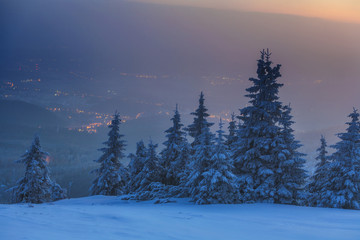 Fototapeta na wymiar Night in winter mountains
