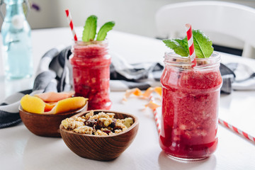 Grapefruit smoothie with muesli cereal